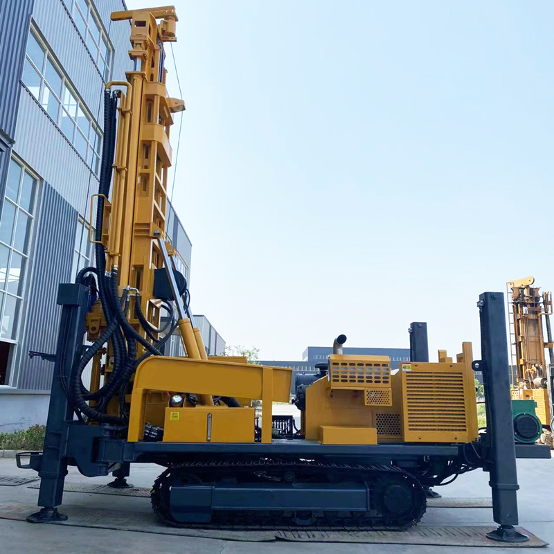 البرج التلسكوبي وتكوين أنابيب الحفر لحفارة آبار المياه WR600S