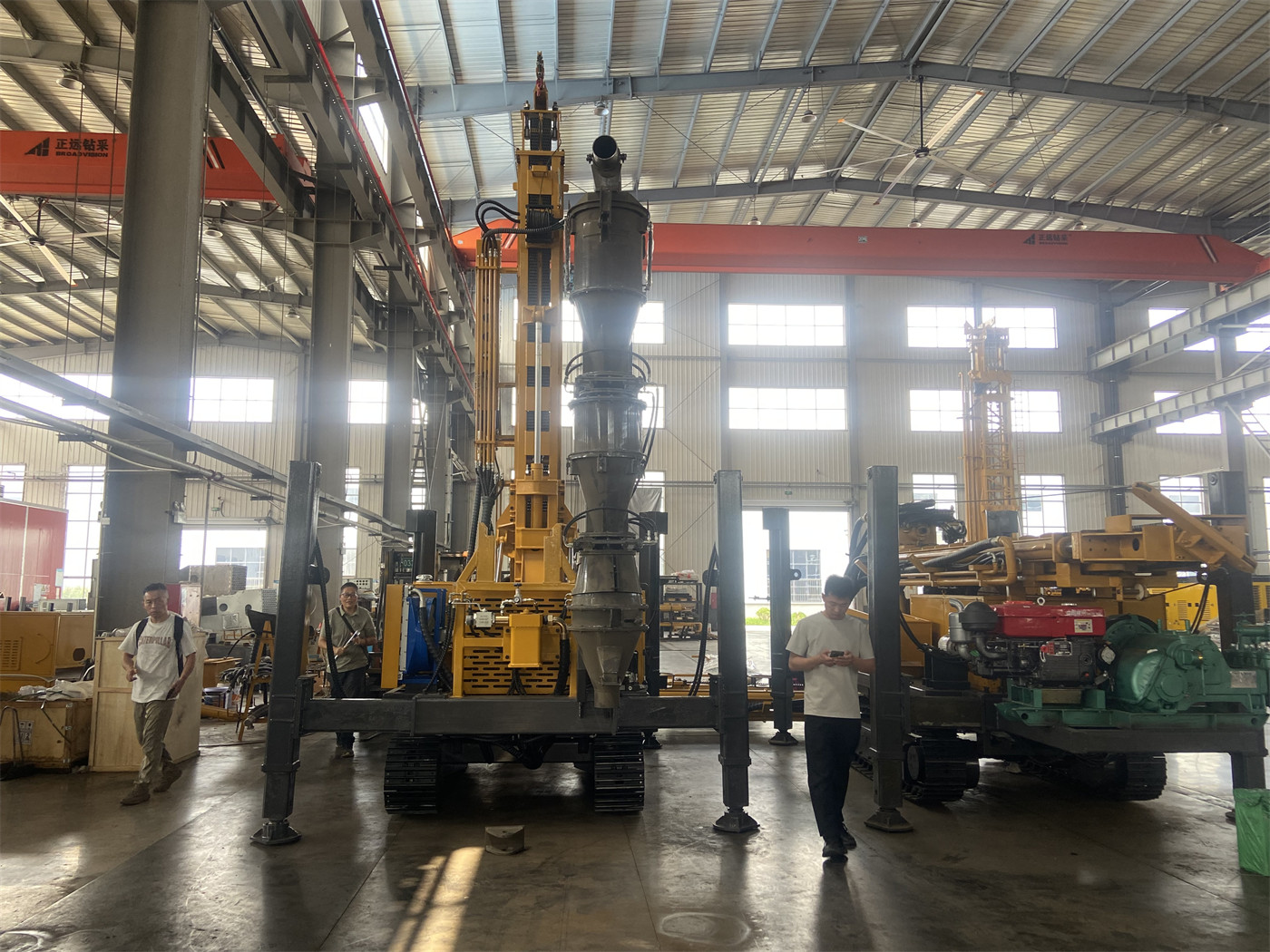 قبل شراء ماكينة خوازيق الطاقة الشمسية PV390R الهيدروليكية الدوارة 360° رباعية الأسطوانات، كيف يمكن تقدير مدى تقليل 360° دوران وتعويض التمدد لعدد مرات نقل الماكينة بناءً على كثافة ترتيب مواقع الخوازيق؟