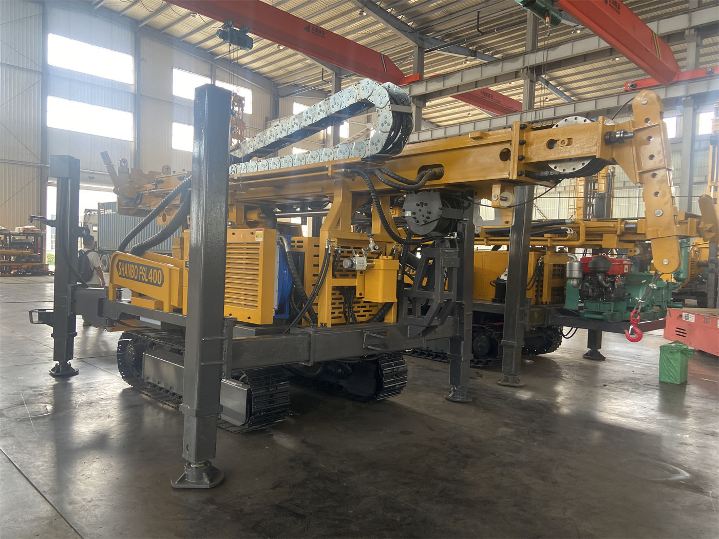 شراء WR180E حفارة آبار مياه صغيرة مجنزرة 180 متر: قوة 28 حصان وقوة رفع 16 طن، كيف تحسب العائد على الاستثمار في مشاريع الآبار الضحلة والمتوسطة؟