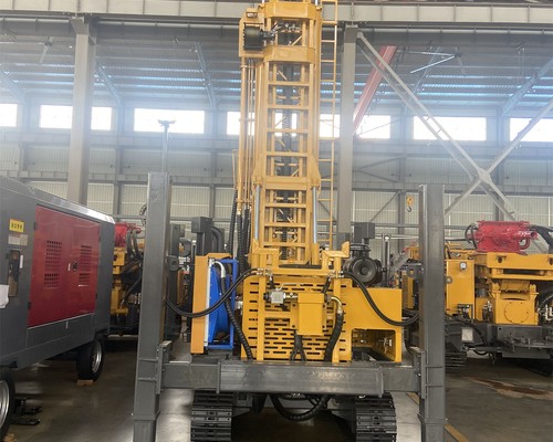 شراء حفارة آبار مياه فائقة العمق WR1500S بطول 1500 متر: عند توافق قوة الرفع 80 طن وعزم الدوران 31000