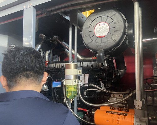 شراء حفارة آبار مياه WR500RCE بطريقة الرفع بالهواء والدوران العكسي لعمق 500 متر: كيف توازن سلسلة E ب